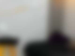 Live cam show with DaianaLutzRx - Green Eyes on Hubzter Live