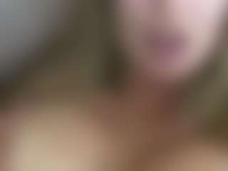 Live cam show with LeMilf - Tongue on sexytreat.net