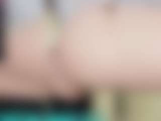 Live cam show with FluffyBeauty - Chubby on Livezox