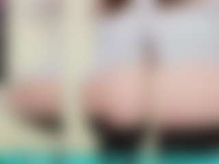 Live cam show with FluffyBeauty - Hairy Pussy Brown Hair on Dolls Live