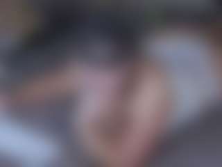 Live cam show with FluffyBeauty - Chubby on TeamSkeetLive