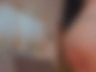Live cam show with Annie - Solo on StripNow