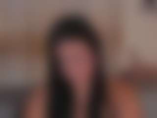 Live cam show with Annie - Facial Piercings on Dolls Live