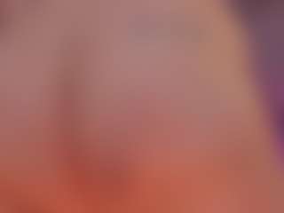 Live cam show with Annie - Living Room on liverealitysex.com