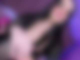 EvaaMooree's Live Sex Cam Show