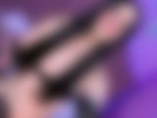 EvaaMooree's Live Sex Cam Show