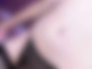 EvaaMooree's Live Sex Cam Show