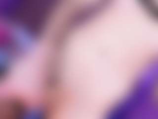 EvaaMooree's Live Sex Cam Show