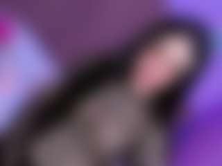 EvaaMooree's Live Sex Cam Show
