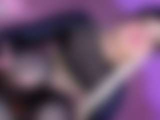EvaaMooree's Live Sex Cam Show