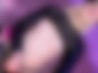 EvaaMooree's Live Sex Cam Show