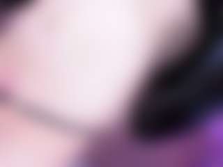 EvaaMooree's Live Sex Cam Show
