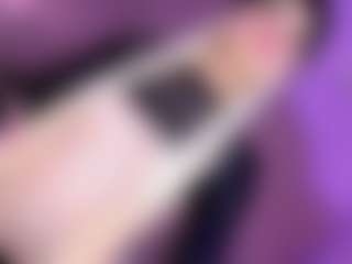 EvaaMooree's Live Sex Cam Show