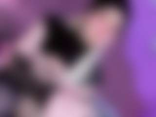 EvaaMooree's Live Sex Cam Show
