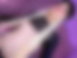 EvaaMooree's Live Sex Cam Show