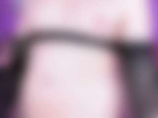 EvaaMooree's Live Sex Cam Show