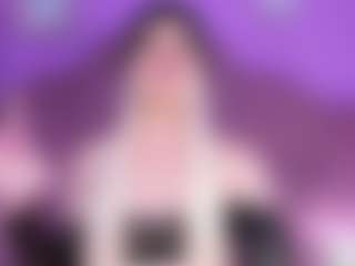 EvaaMooree's Live Sex Cam Show