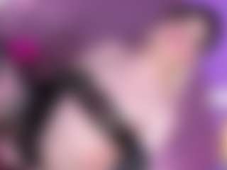 EvaaMooree's Live Sex Cam Show