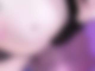 EvaaMooree's Live Sex Cam Show