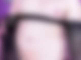 EvaaMooree's Live Sex Cam Show