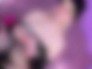 EvaaMooree's Live Sex Cam Show
