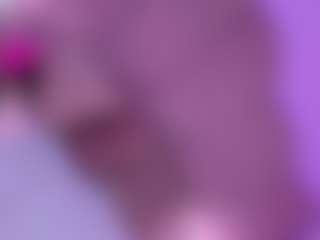 EvaaMooree's Live Sex Cam Show
