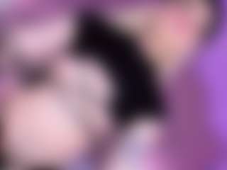 EvaaMooree's Live Sex Cam Show