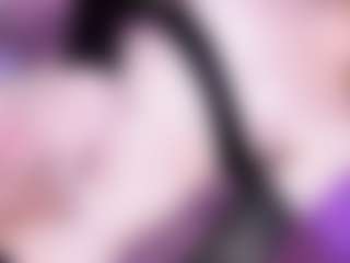 EvaaMooree's Live Sex Cam Show