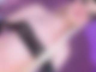 EvaaMooree's Live Sex Cam Show