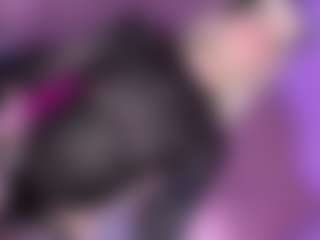 EvaaMooree's Live Sex Cam Show