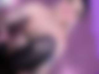 Live cam show with EvaaMooree - Caucasian on MyBangCams