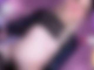 EvaaMooree's Live Sex Cam Show