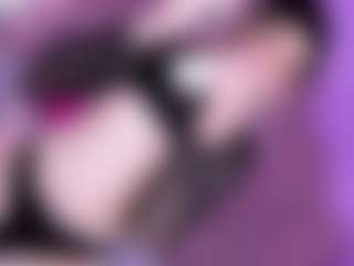 EvaaMooree's Live Sex Cam Show