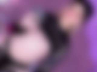 EvaaMooree's Live Sex Cam Show