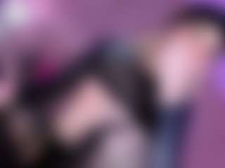 EvaaMooree's Live Sex Cam Show