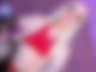 EvaaMooree's Live Sex Cam Show