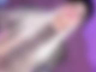 EvaaMooree's Live Sex Cam Show
