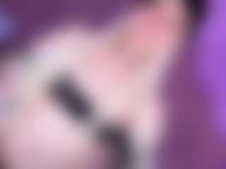 Live cam show with EvaaMooree - Dirty Talk on livesuperchat.net
