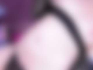 EvaaMooree's Live Sex Cam Show