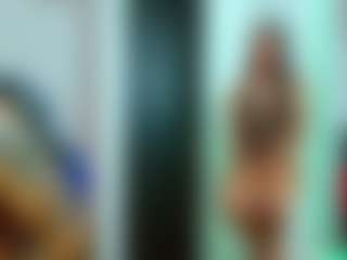 Live cam show with Little-lizzy - Athletic on CamSodaAdn