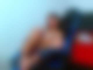 Live cam show with Little-lizzy - Facial on Camsoda