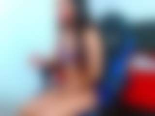 Live cam show with Little-lizzy - No Smoking on Camsoda