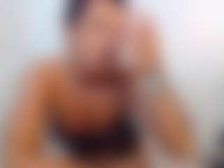 lovelybrowniee's Live Sex Cam Show