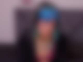 Live cam show with Charlotte - Facial Piercings on CamwithHer