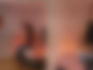 Live cam show with Latina Fit Julieta - Long Legs on milfzrlive.com