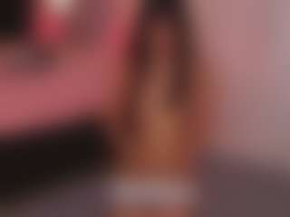 Live cam show with Latina Fit Julieta - Long Legs on Taboo Cams XXX