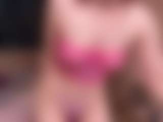 Live cam show with Lola - Strip Red Hair on liverealitysex.com