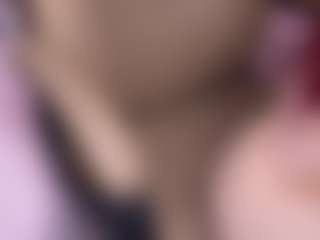 Live cam show with Lola - Bikini on luckytryst.com