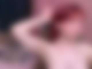 Live cam show with Lola - Spank Red Hair on Livezox