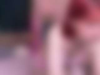 Live cam show with Lola - Fingering on SxyPornLive